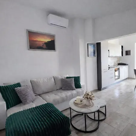 Sunset - Two Bedroom With Terrace And Sea View *