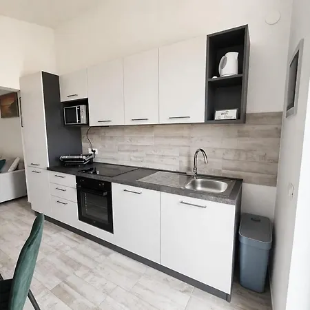 Apartment Sunset - Two Bedroom With Terrace And Sea View *