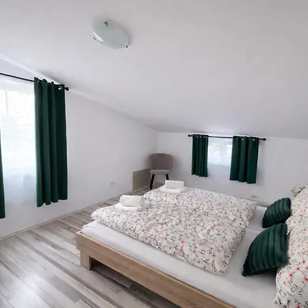 Apartment Sunset - Two Bedroom With Terrace And Sea View *