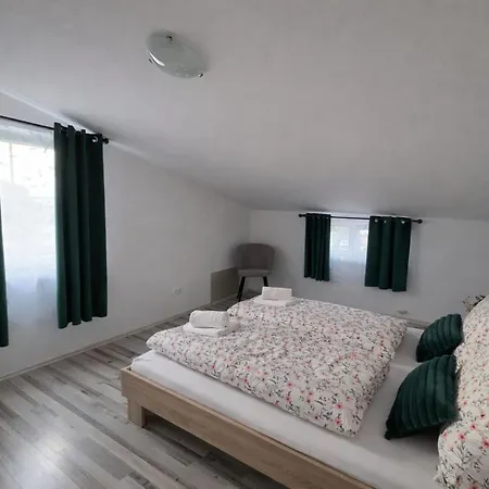 Sunset - Two Bedroom With Terrace And Sea View Apartment